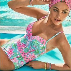 NWT Lilly Pulitzer Palma One-Piece Swimsuit Surf Blue So Shellegant, Size 2
